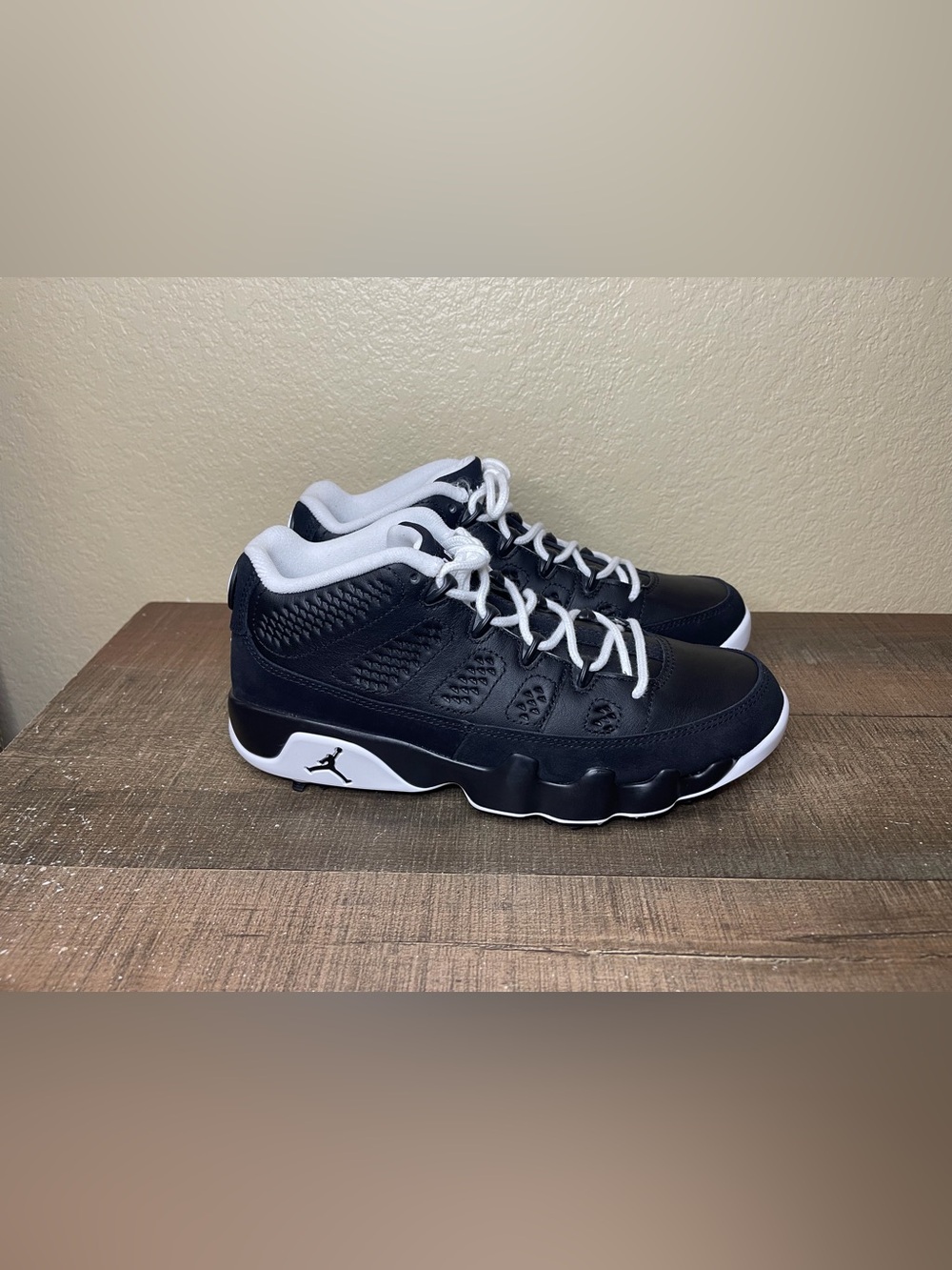 Air Jordan 9 Low Golf “Barons”
- Size 7 Men / 8.5 Women.